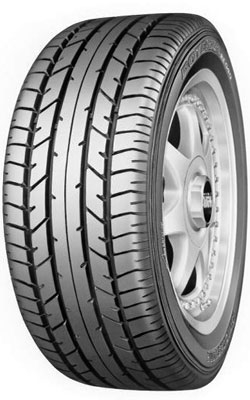  Bridgestone Potenza RE040 235/55 R17 99Y