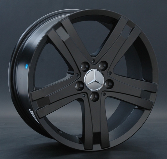 

Диск 7.5x17 5x112 ET46.0 D66.6 Реплика MR83