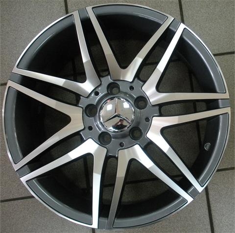 

Диск 8x18 5x112 ET60.0 D66.6 Реплика MB100