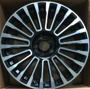 

Диск 9.5x21 5x120 ET49.0 D72.6 Реплика LR4223(8202)